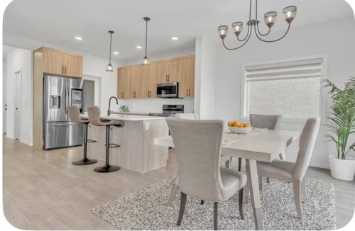 Fort Gary House | Modern 3bedroom with ensuite bathrooms Lakeview home in Prairie Pointe, winnipeg