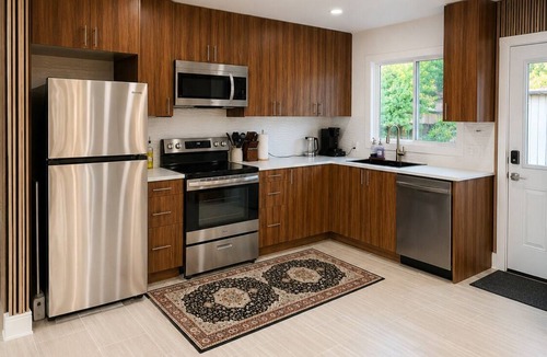 Enfield House | Modern 3BR | EV Charging | 5 Mins to Halifax Airport | 25 Minutes to Dartmouth