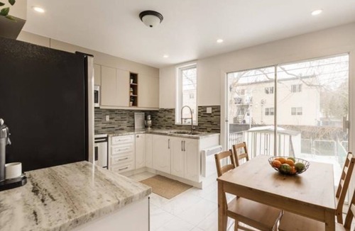 Laval House | Modern 3BR Laval Home | Free Parking | Perfect for Families