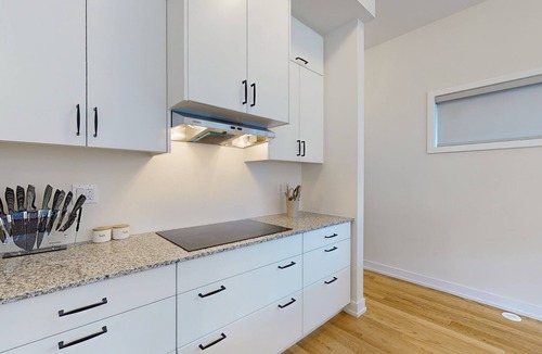 Richmond Hill House | Modern 4Bed Home in Richmond Hill/Rooftop Terrace & EV Charger