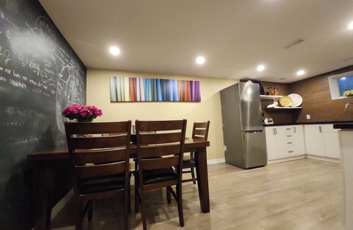 Richmond Hill Apartment | Modern apartment Richmond Hill Toronto.