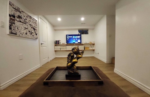 Richmond Hill Apartment | Modern apartment Richmond Hill Toronto.