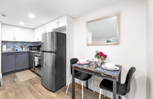 Lowertown Apartment | Modern Basement Flat in the Heart of Historic Ottawa