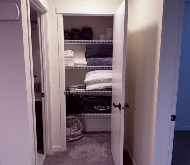 Southeast Calgary House | Modern BRAND NEW Guest Suite in Wolf Willow