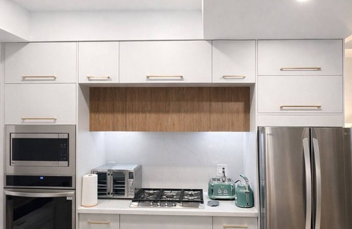 Cumberland Beach Cottage | Modern Cottage Home I 3+1BR I Sleeps 11 I Near Lakes