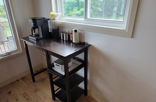 Manitoulin District House | Modern Country Retreat in Tehkummah | 3 Bedrooms | Peaceful Manitoulin Getaway