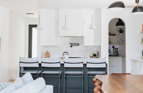 Foothills House | Modern Escape Into The Hills nMinutes from Ski Hill & Town