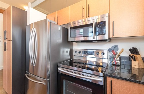 Downtown Victoria Condo | Modern Heritage Studio with Murphy Bed