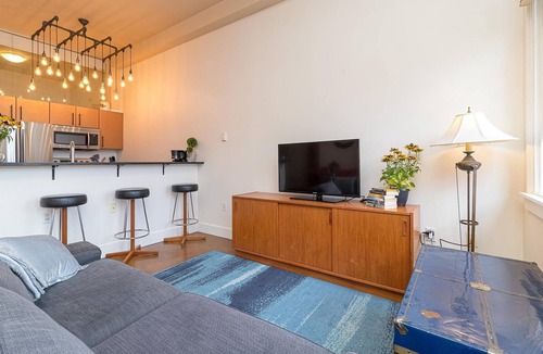 Downtown Victoria Condo | Modern Heritage Studio with Murphy Bed