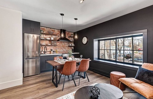 Collingwood Hotel | Modern Industrial Retreat, Bakery Right Below