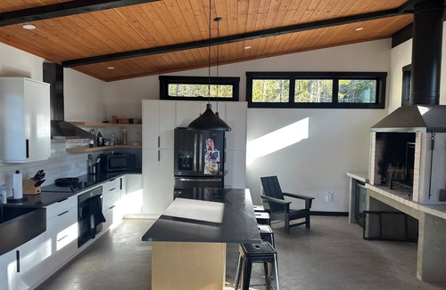 Riondel House | Modern-Japanese Inspired - Indoor/Outdoor Luxury Rental