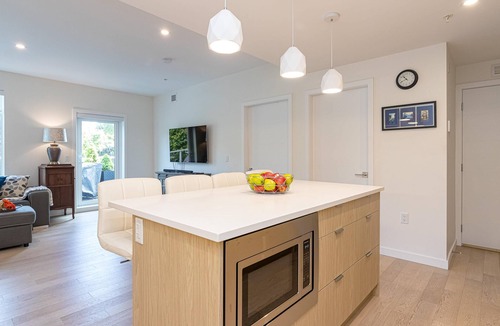 Cordova Bay Condo | Modern Living Across from the Beach