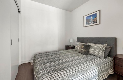 Yonge-Eglinton Apartment | Modern New 1 Bedroom & Den Condo with Balcony Dunfield Ave