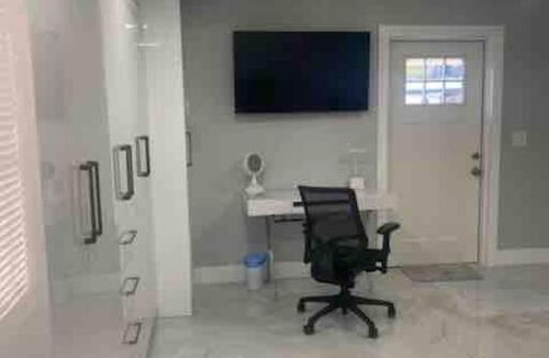 Rural Estates Apartment | Modern Studio