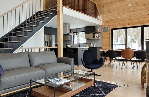 Lac Superieur Village Ski Chalet | Modern, warm and spacious, isolated, views, Lake and pool access (2 min. drive)