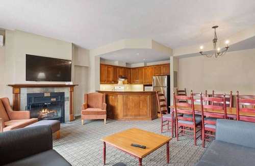 Mont-Tremblant Pedestrian Village Condo | Mont-Tremblant - Le Deslauriers 240