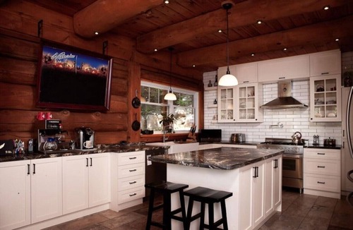 Sainte-Adele Ski Chalet | Montagnard des Pays-d`en-Haut , Private Spa