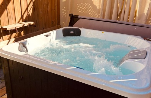 Montebello House | Montebello HotTub Getaway