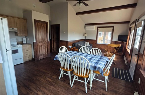 Petit-Rocher Ski Chalet | Motel & Chalets L'Acadien sur mer