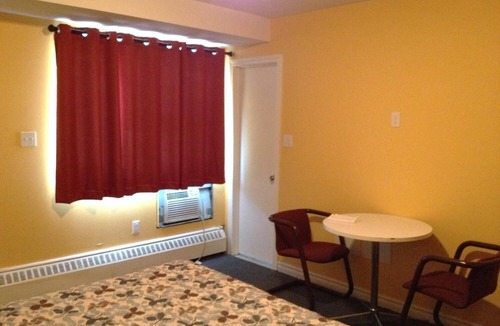Cote-Des-Neiges—Notre-Dame-De-Grace Hotel | Motel St-Jacques
