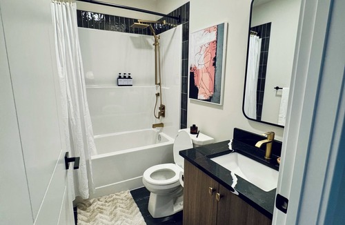 Cochrane House | Mountain Oasis in Cochrane