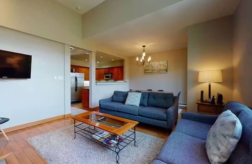 Upper Village House | Mountain Star 4 Bedroom private hot tub