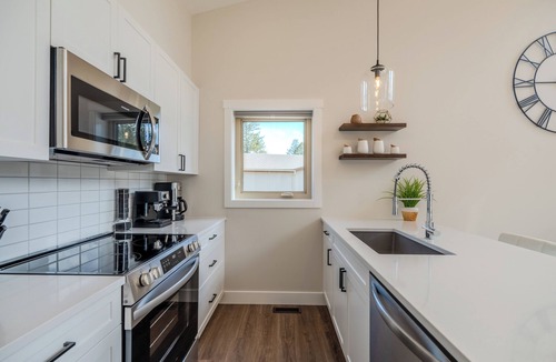 Windermere House | Mountain View Hideaway