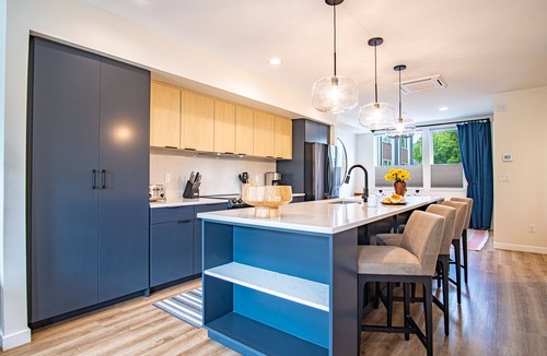 Hailey Condo | Mountain View Villa - Lux 3BD w/Roof Terrace - Downtown Hailey