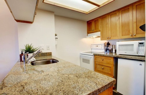 Upper Village Condo | Mountainside 1BR: Sleeps 4, Pool, Hot tub & Private Balcony - Walk to Everything!