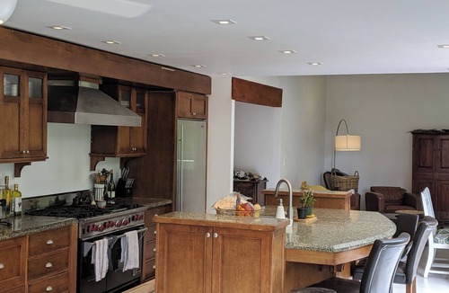 Lynn Valley House | Nature Lovers Paradise 3-bedroom house in North Vancouver welcomes your stay