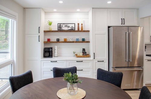 Gravenhurst Cottage | Nature's Playground - Three Bedroom Cottage, Sleeps 6