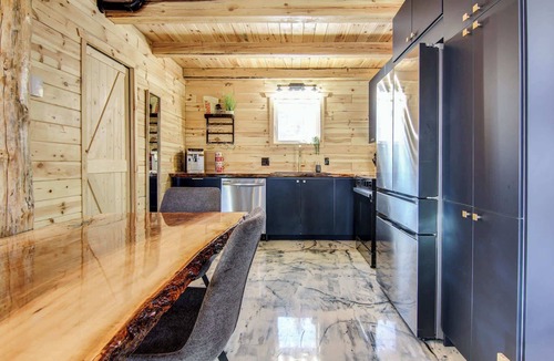 Sainte Rose du Nord Ski Chalet | Nature & SPA | Chalet du Sommet