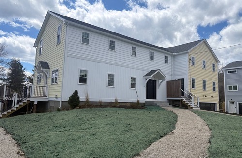 York Beach House | New 3 Bedroom with Private Pool & big yd walking distance downtown York Beach.