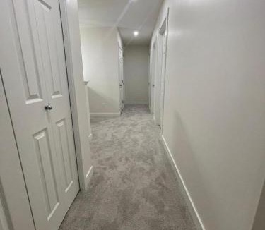 West Edmonton House | New and nice bedroom in Riverview D