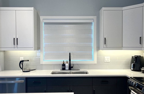 Winnipeg House | New build modern home with free parking