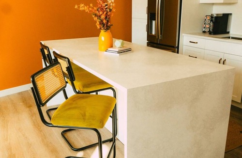 Downtown Halifax Bed & Breakfast | *NEW* Cozy Downtown Halifax Loft *Free Parking*