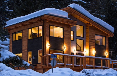 Alpine Meadows House | New family friendly chalet