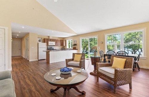 Mid-Coast and Islands House | NEW Tranquil Tides - 2-bedroom home with privacy, AC and tidal waterfront access