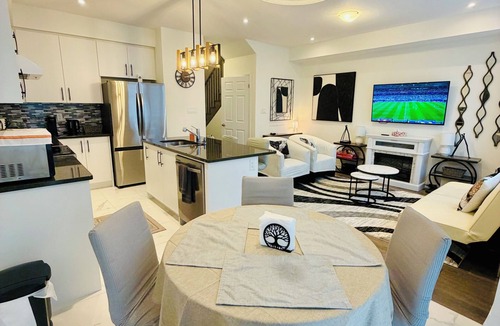 Thorold House | Newly Built House near Niagara Falls and Outlet Mall