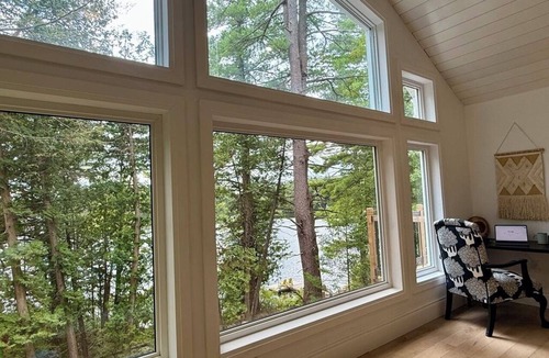 Bracebridge Cottage | Newly Built, Private, Lakefront Muskoka Cottage