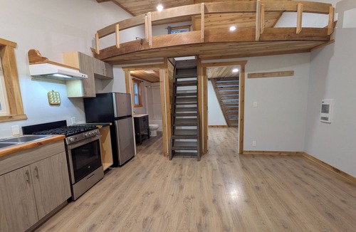 Regional District of Kitimat-Stikine Cabin | Newly built spacious 2BDR cabin - 6A