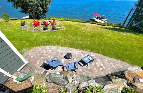 Squilax House | NEWLY LISTED: 4 BEDROOM WATERFRONT PROPERTY