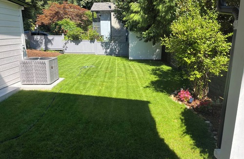 Deep Cove Apartment | Newly renovated modern home away from home. Steps away from Deep cove strip.