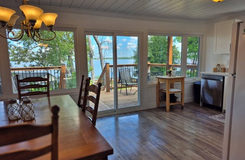 Ramara Cottage | Newly renovated 3 bedroom Lakefront Cottage on Kawartha Lakes. Pet friendly!