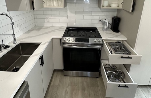 Sunset House | Newly Renovated Spacious Home in Central Vancouver