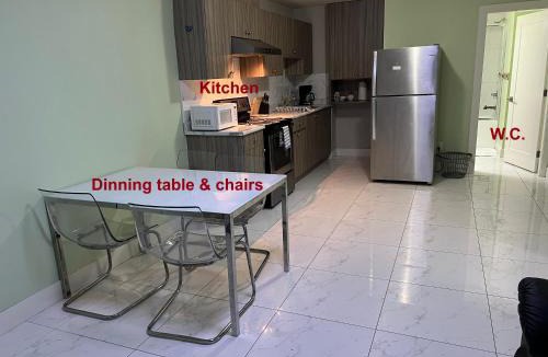 Surrey Newton Bed & Breakfast | Newton Suite