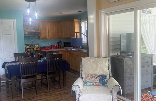 Wells Cottage | Nicely decorated cottage with quiet location in Beach Dreams, Wells, ME!