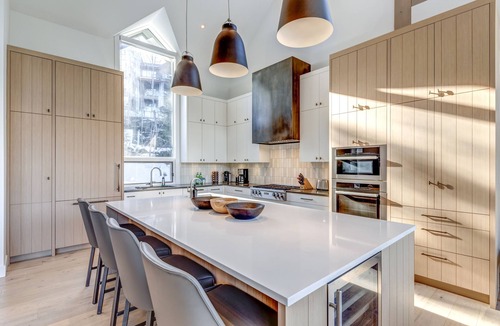 Blueberry Hill House | Nighthawk 3343 - Stunning Views, Private Hot Tub, Recently Renovated, Gas Fireplace