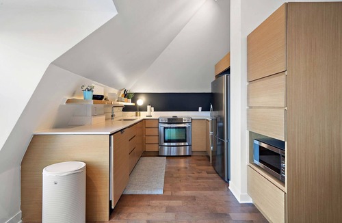 Old Montreal Apartment | Nomade MTL, Old MTL, Sublime & Spacious 3BD 2.5BA