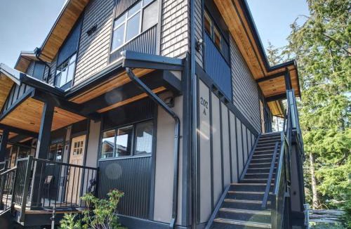 Port Renfrew House | Oceanfront & Amazing Views - Pet Friendly - 2bdrm